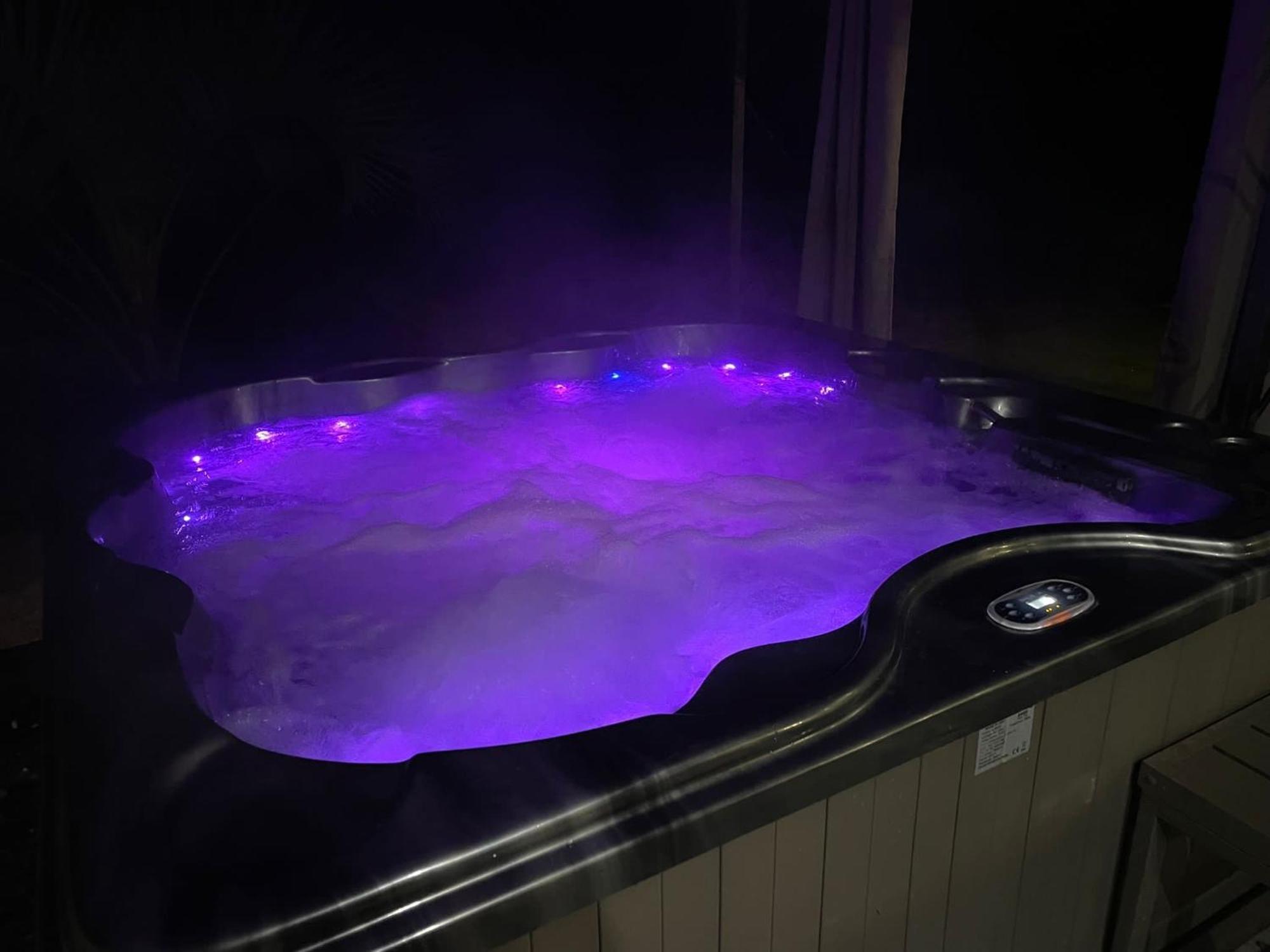 Maison Moderne Au Calme Avec Billard, Jacuzzi, Bain A Remous, Piscine, Babyfoot Labastide-du-Temple Kültér fotó